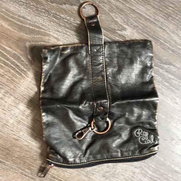 Rip Curl Vintage Rustic Clutch - Picture 7 of 13